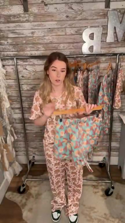 @mainstreamboutiqueCLT