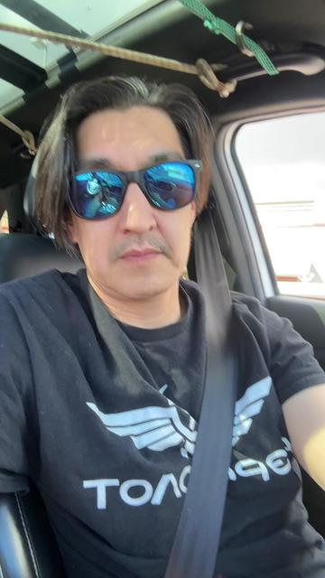 @Pekfigutkaq