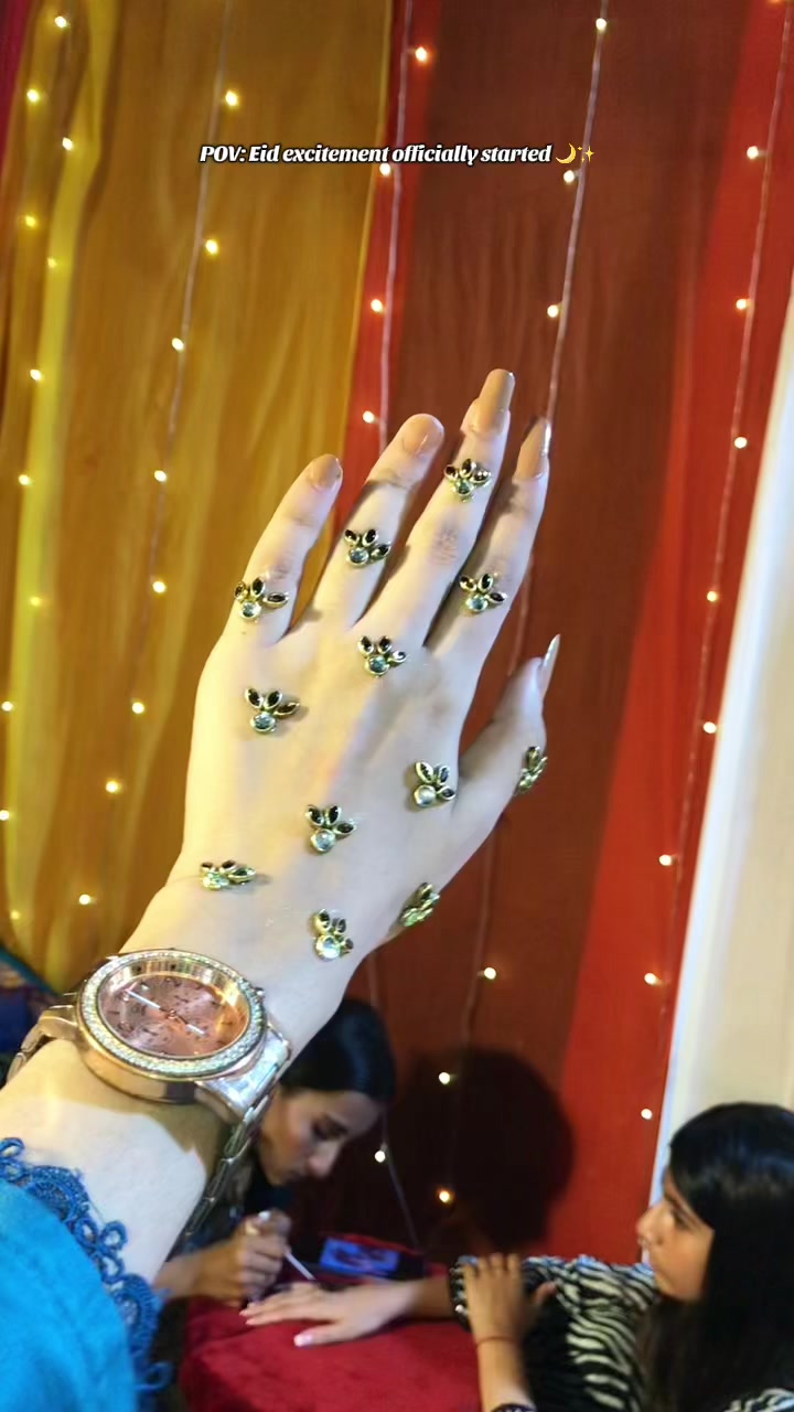 @🌸𝓚𝓱𝓪𝓷𝔃𝓪𝓭𝓲🌸