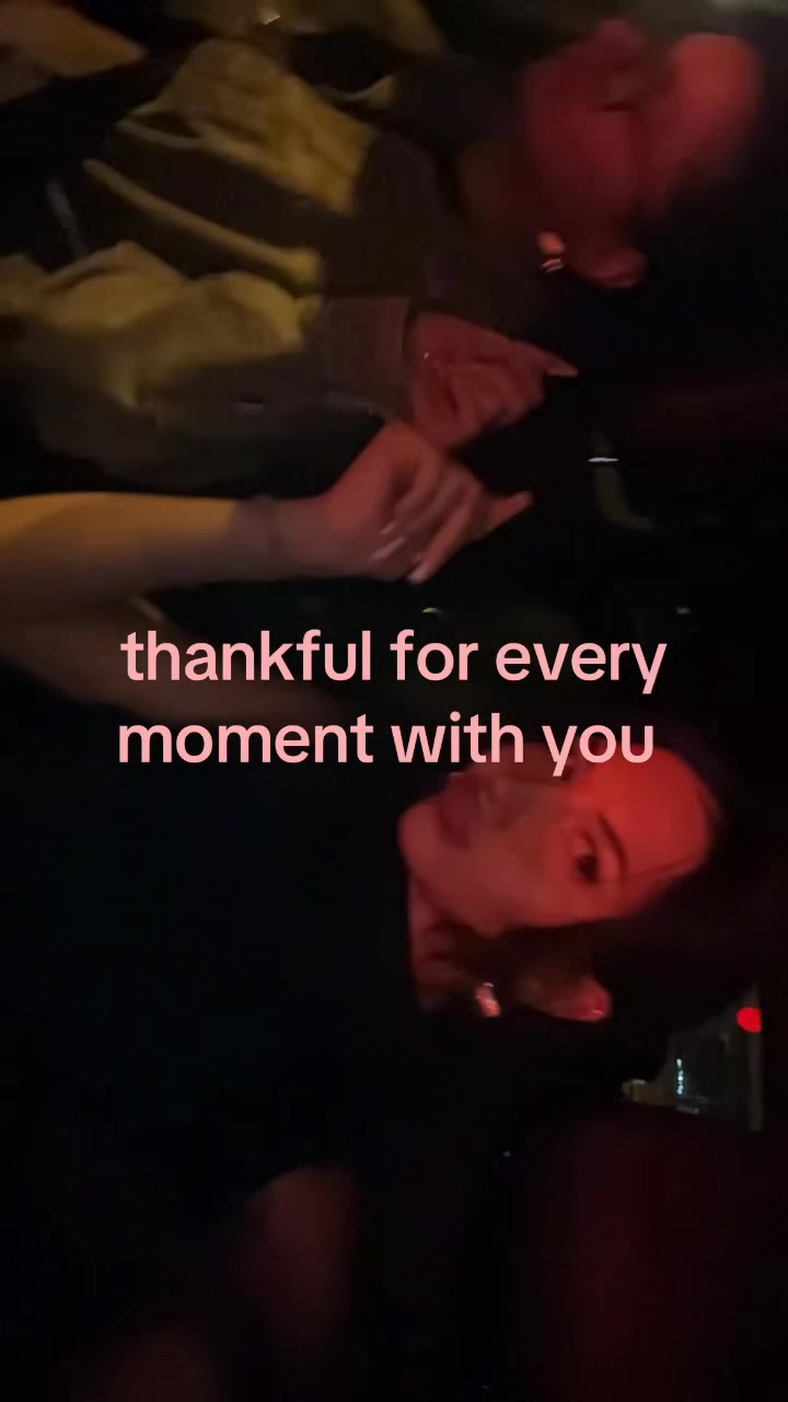 @๐ฉ๐ฝโค๏ธ๐๐ฉ๐ฝ