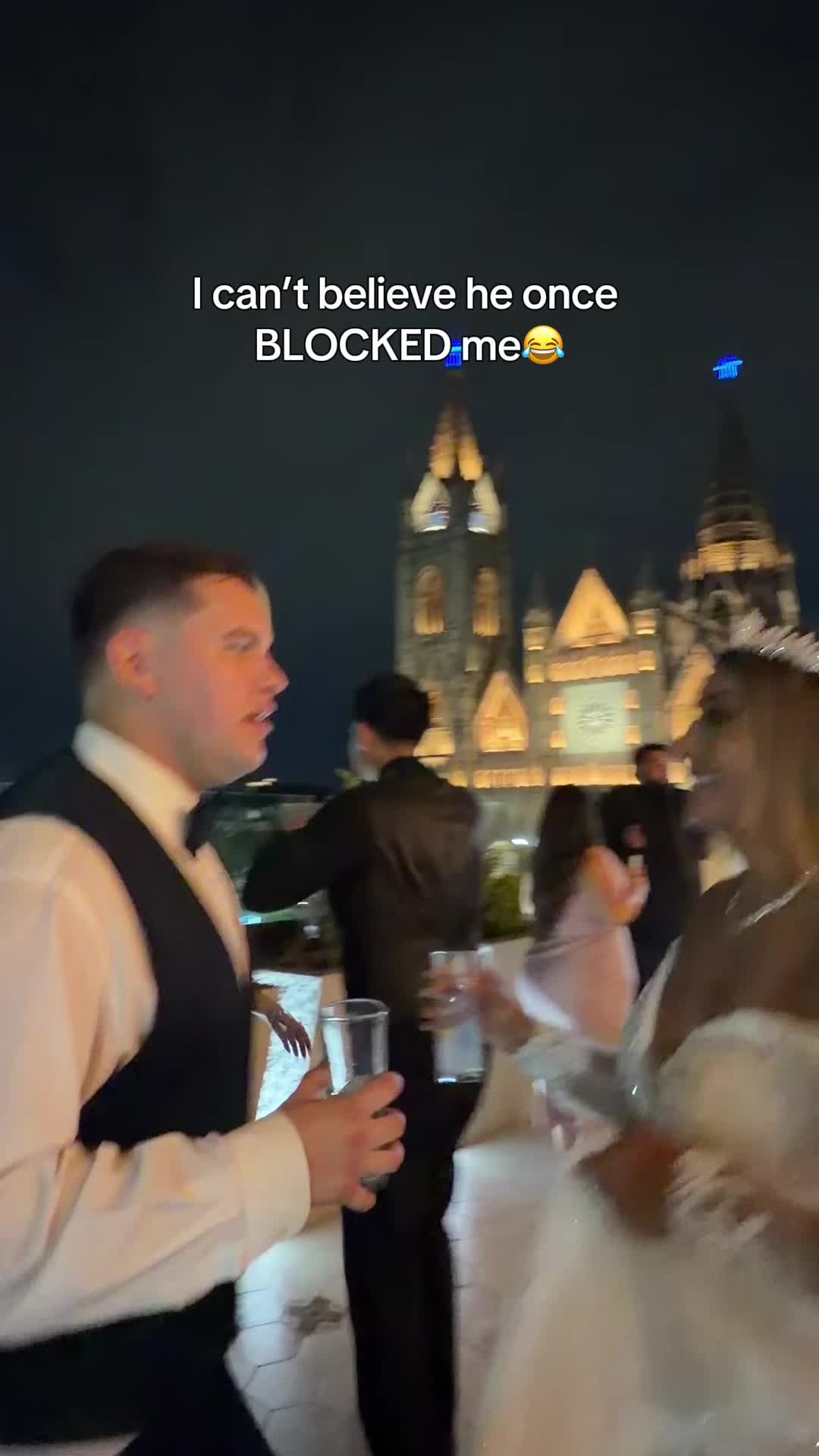 @Ana Karina