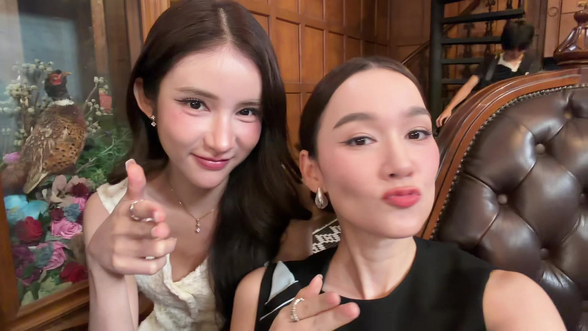 @Diana Flipo | เดียร์น่า