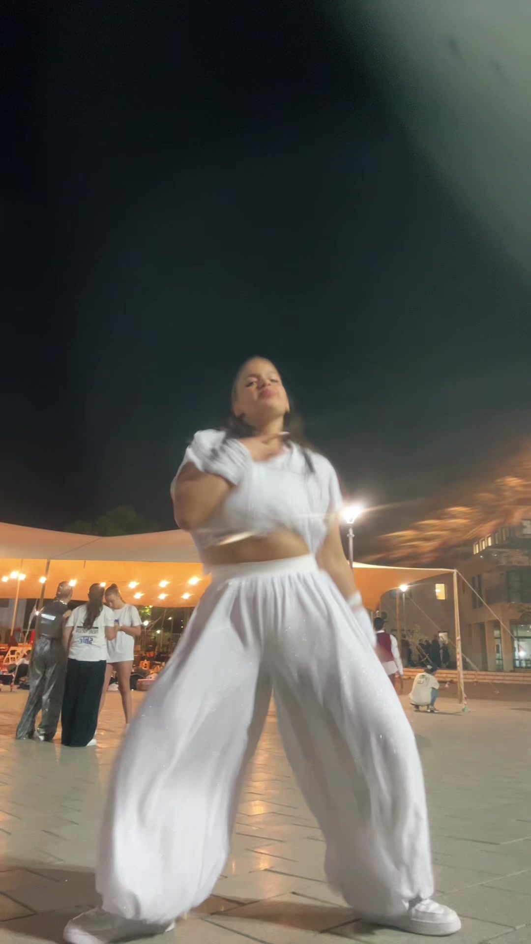 @HILI