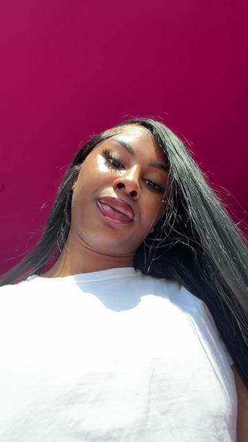 @Shay Barbie ๐