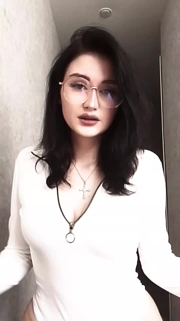 @Ҝ丨尺卂