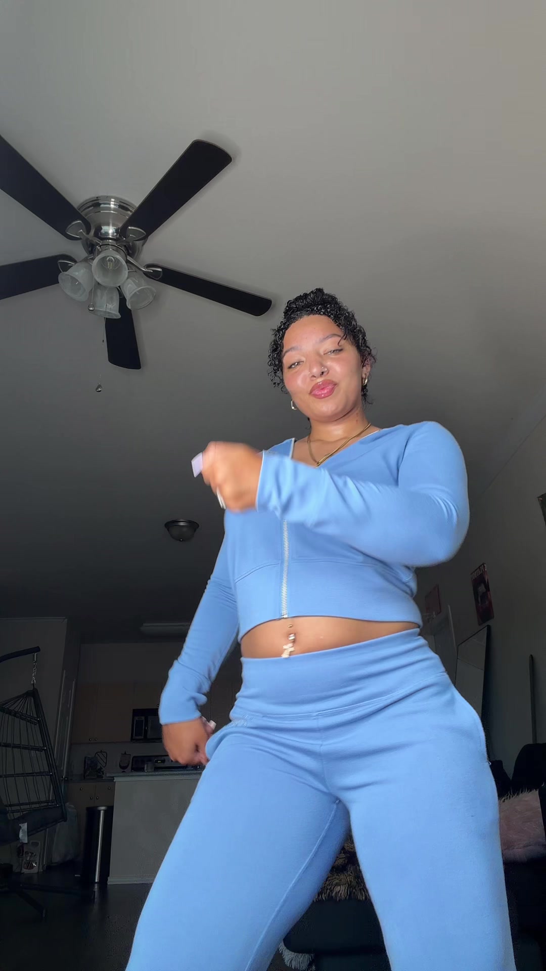 @simplyleeyaa