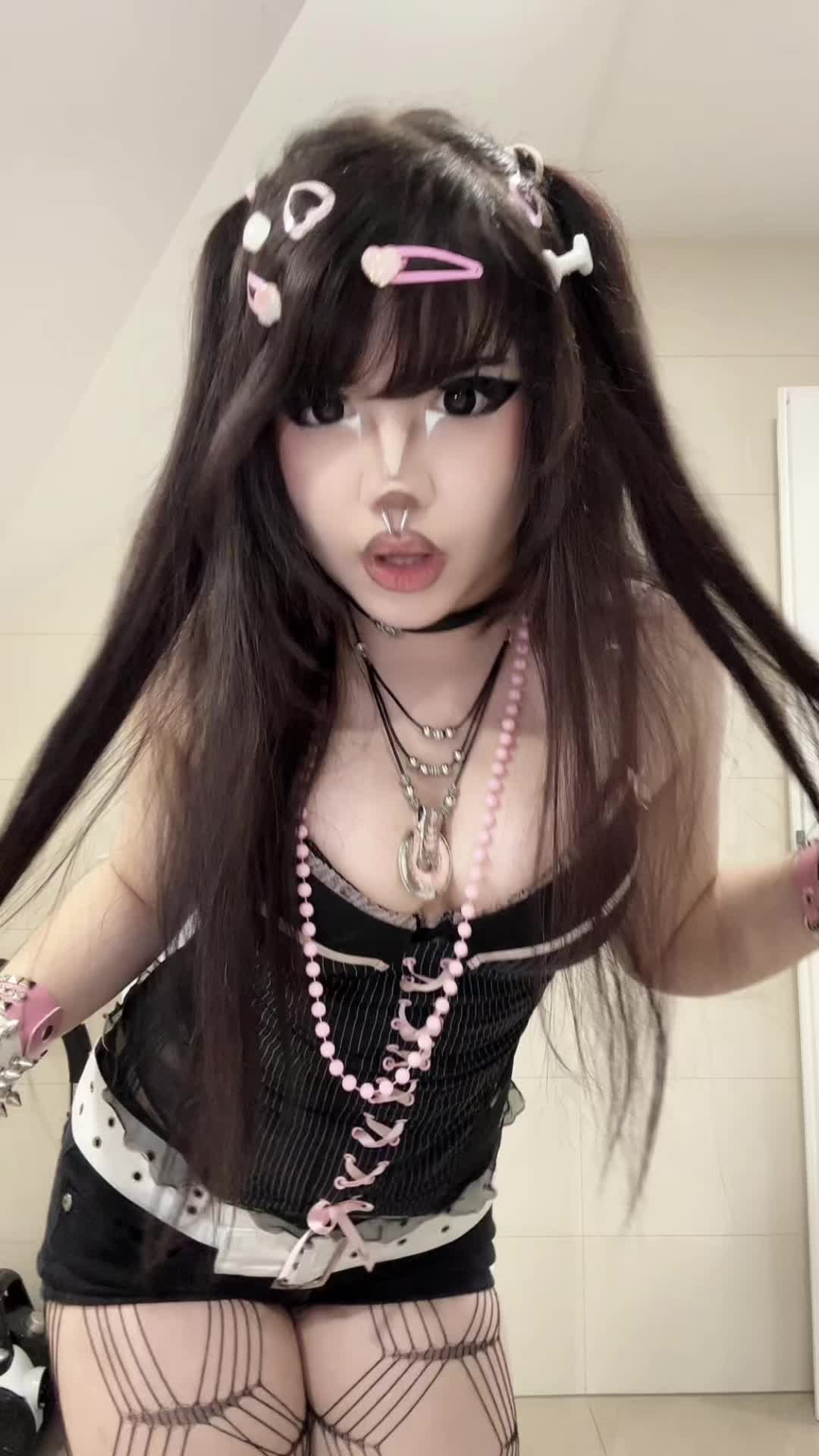 @Evelyn