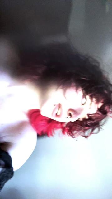 @Grunge Princess