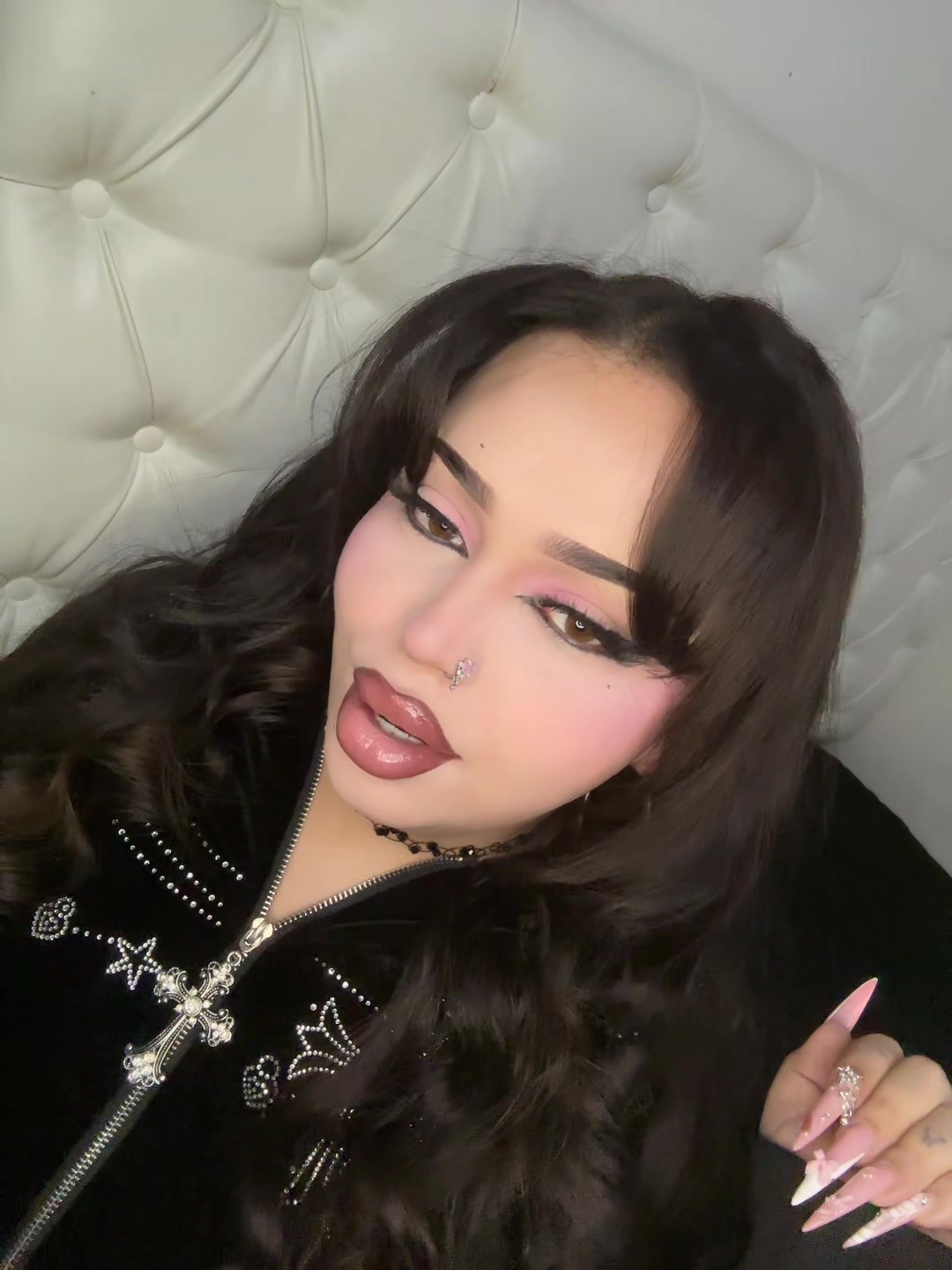 @🫧𝒜𝓃𝒶𝒾𝓈 🫧