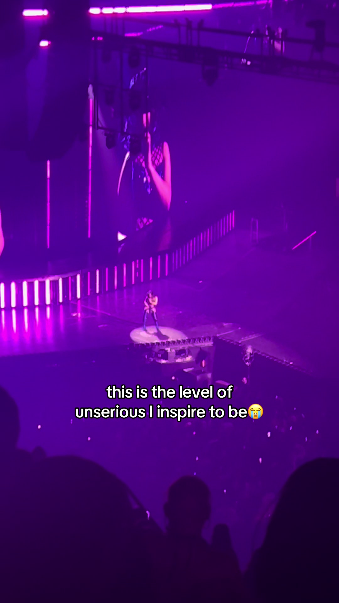 @madiꨄ