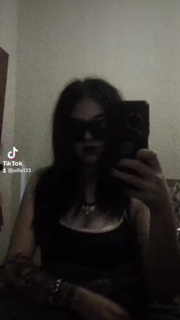 @jadisJolla