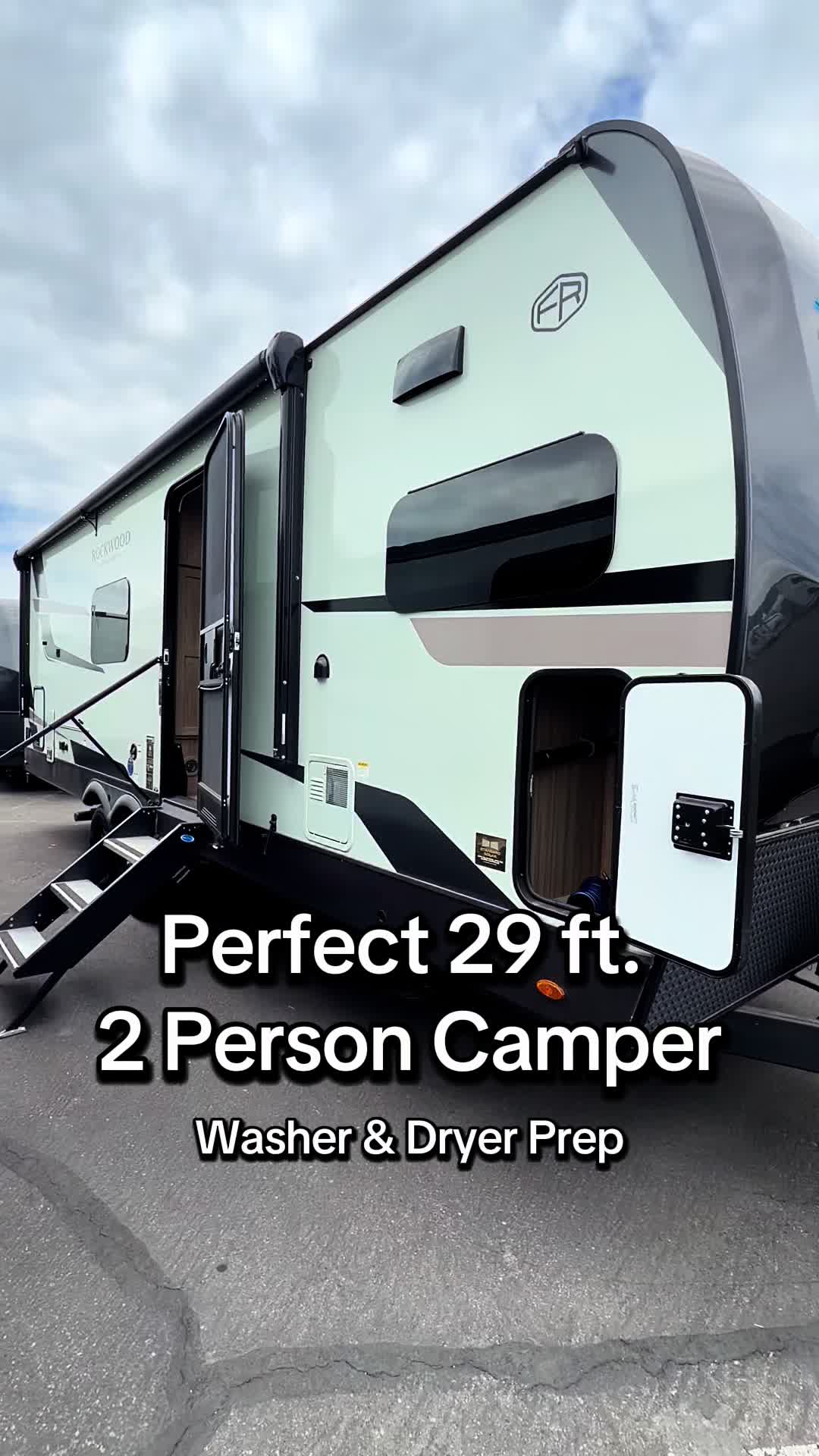 @Angel Sells RVs