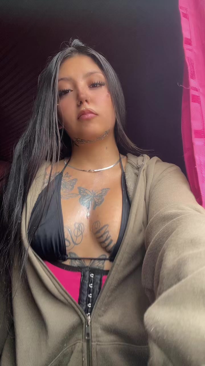 @Cruzmissy