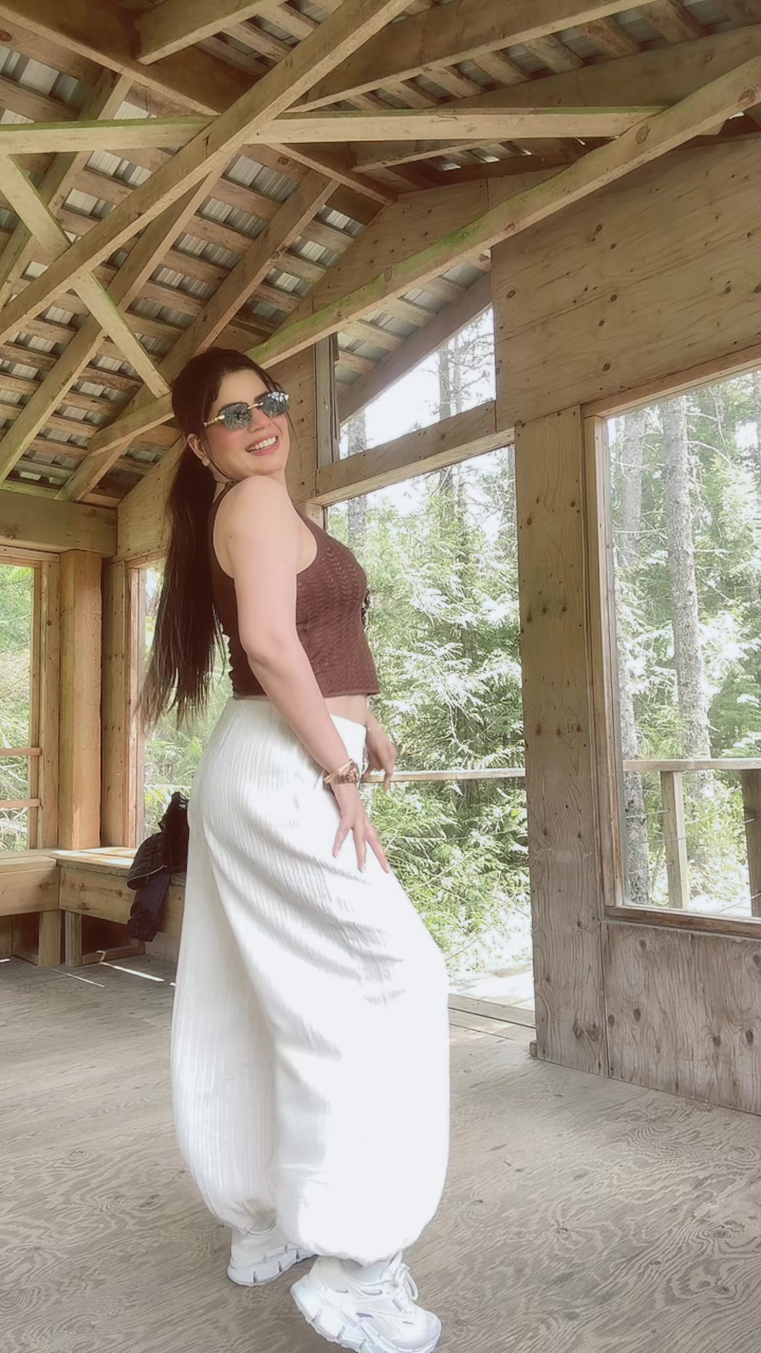 @Ayesha 🇮🇳🇨🇦