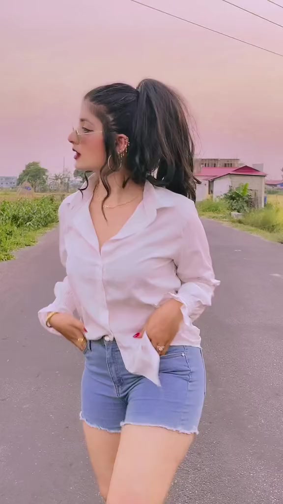 @KayaPaudyal10💔🖤