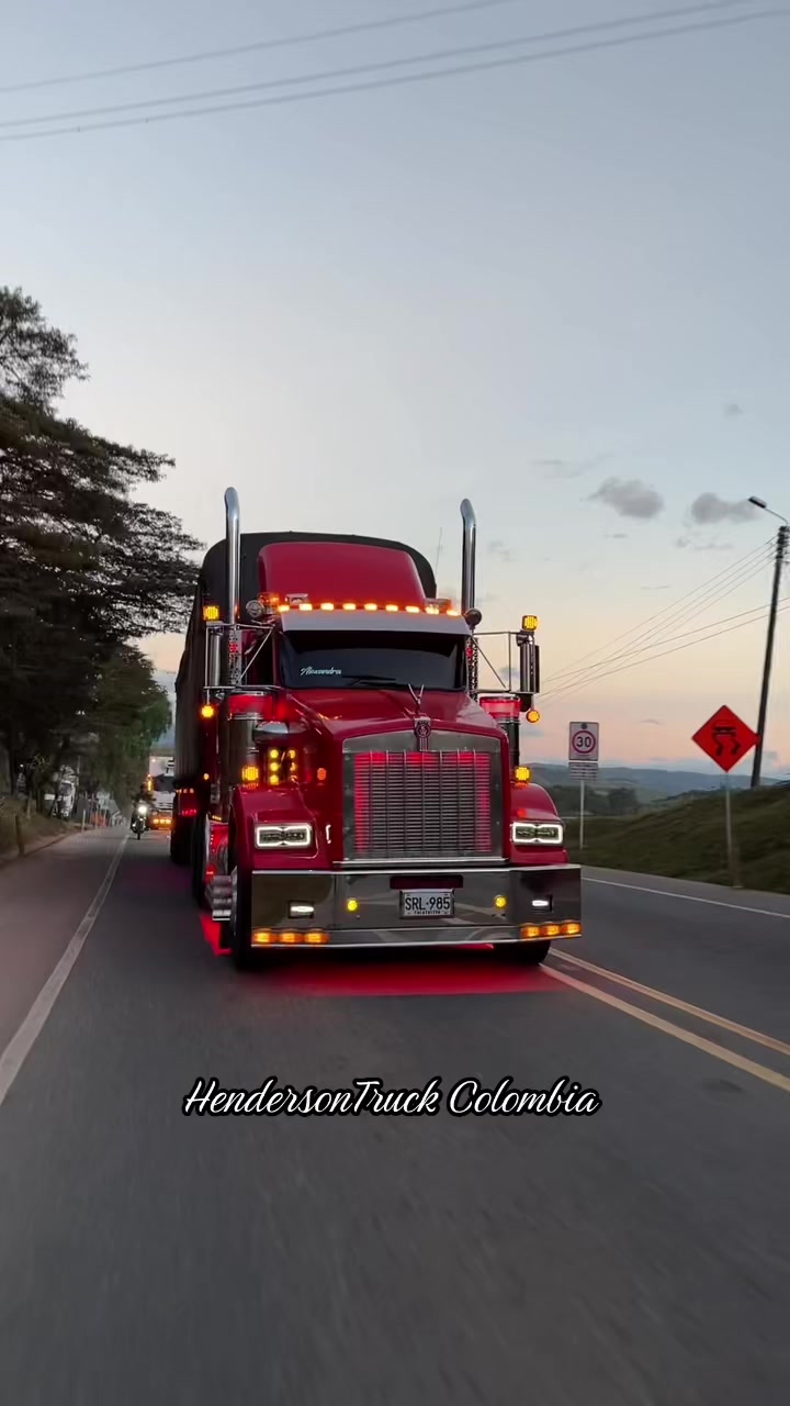 @HendersonTrucks Colombia 