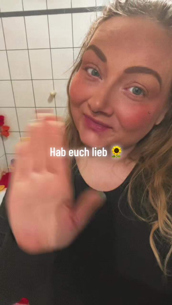 @ᑎIIᑎᗩᗩ 🌻