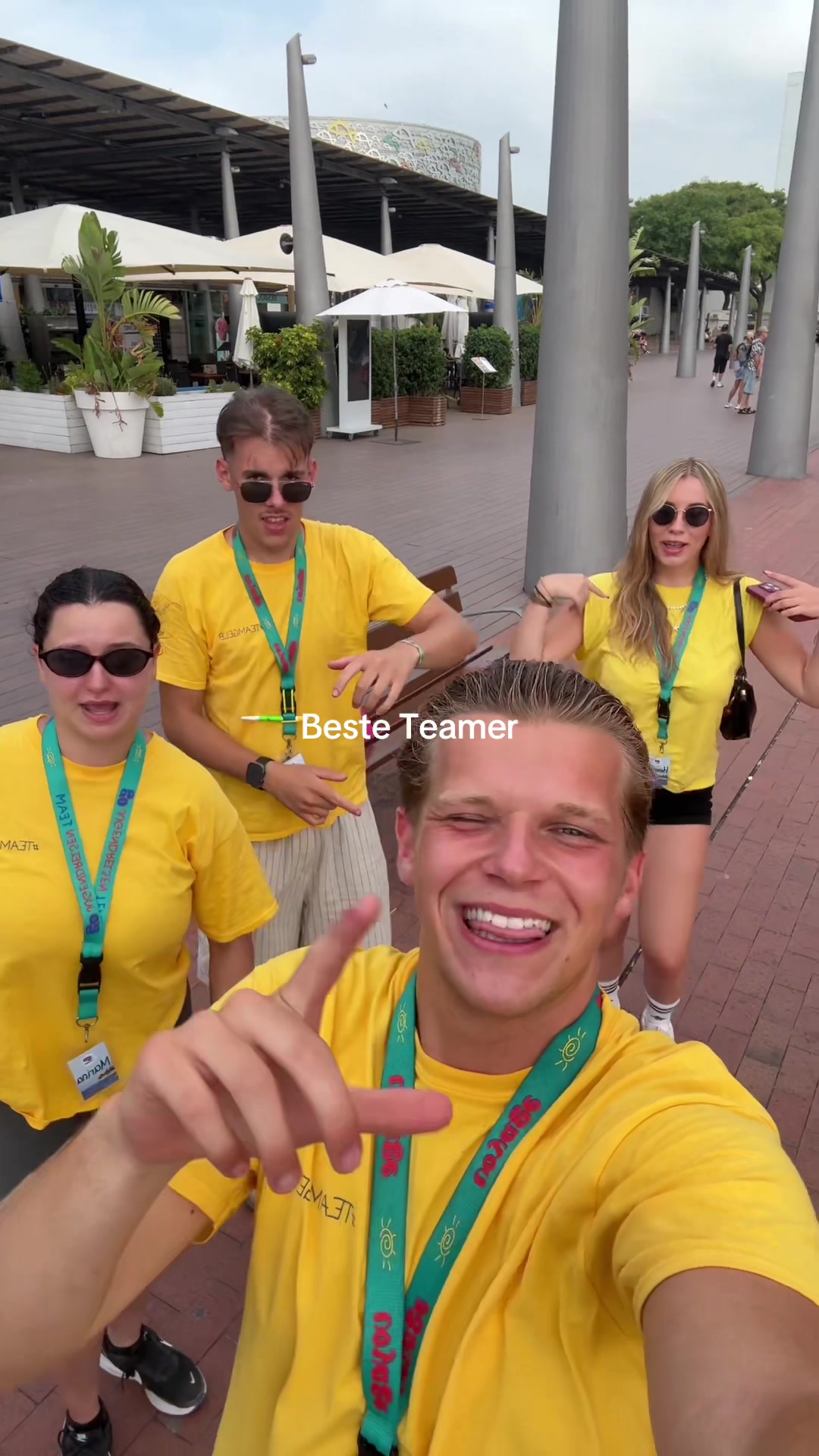 @Dominik 🌊