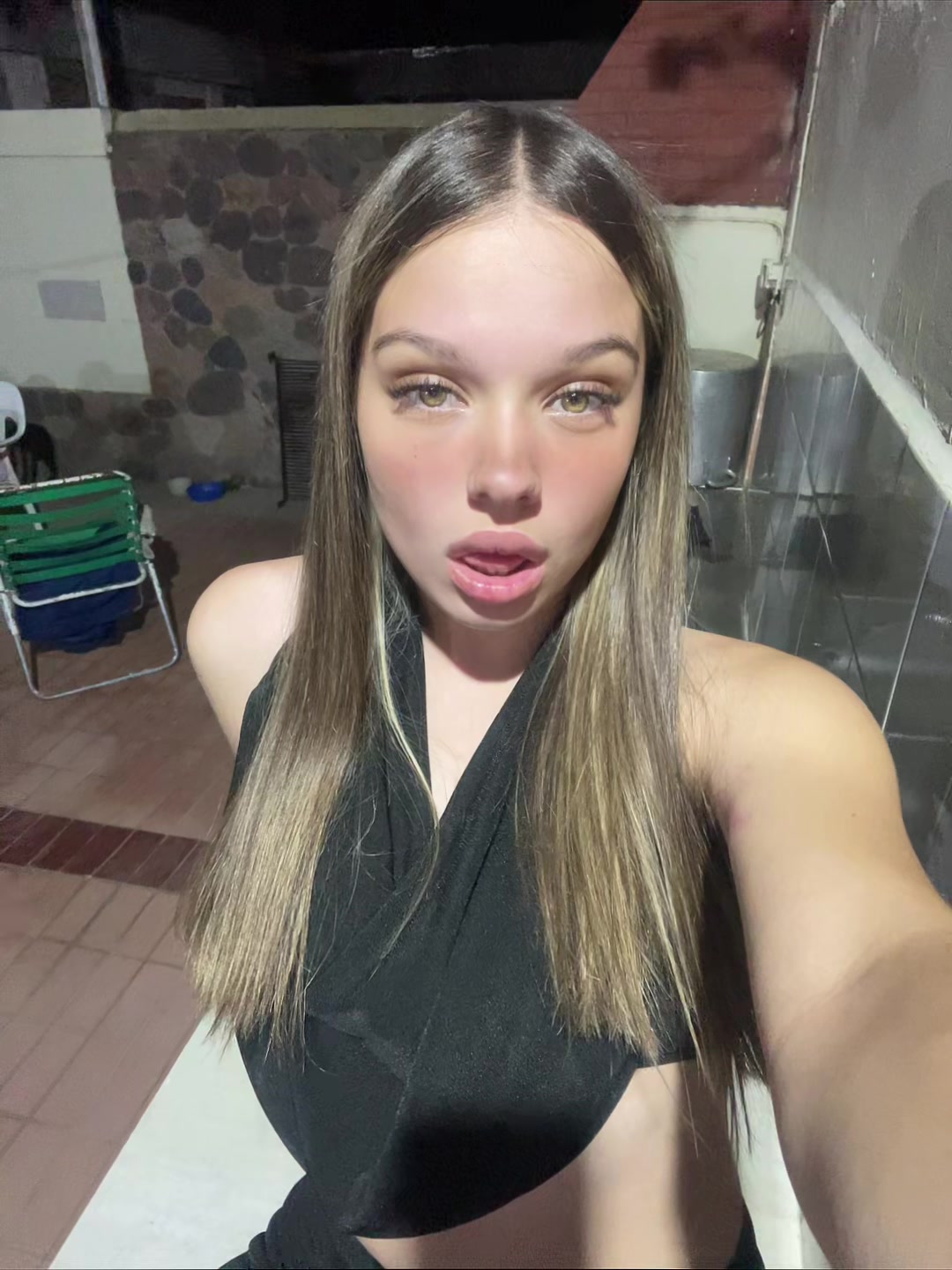 @🫠