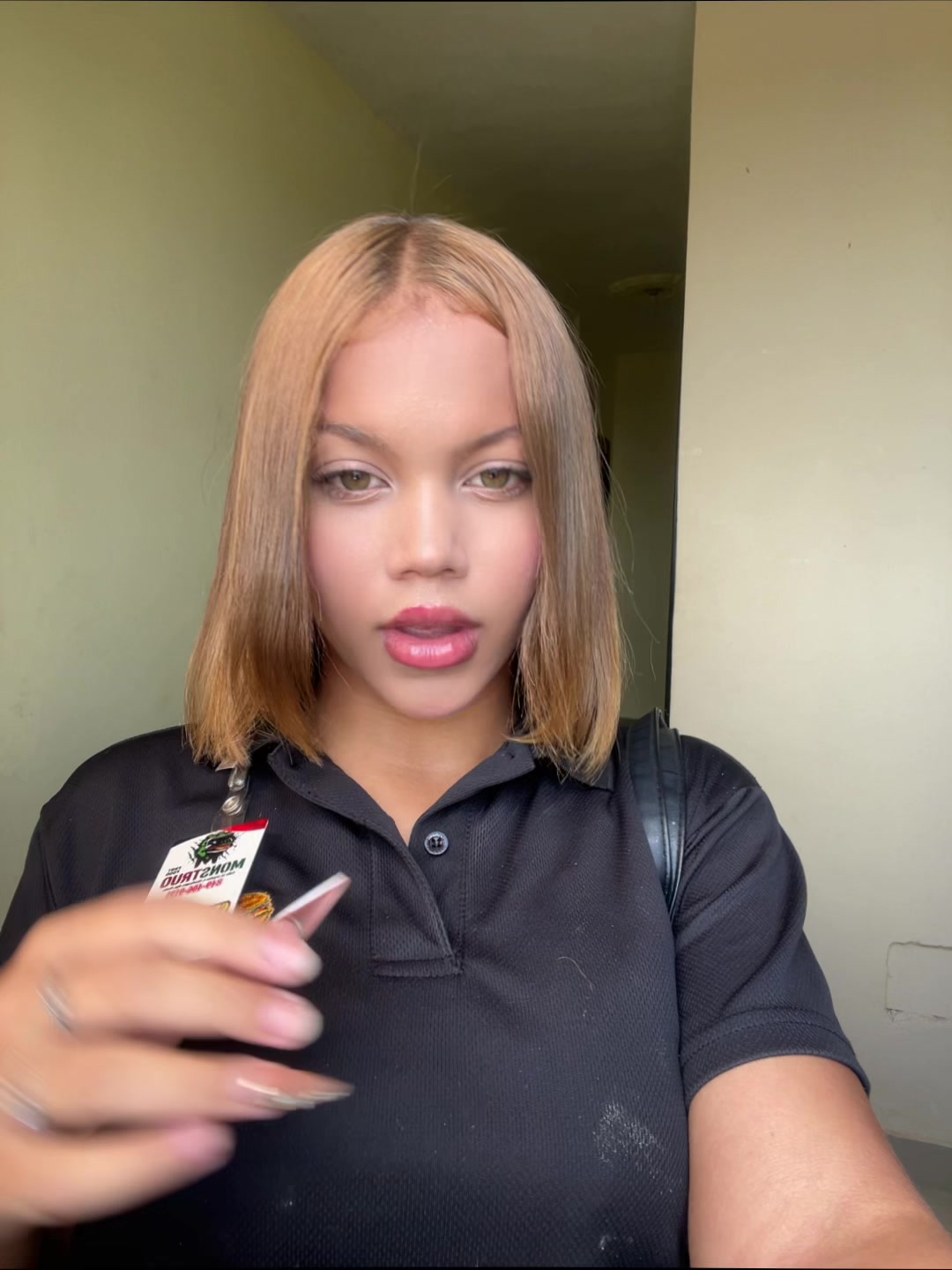 @blonde