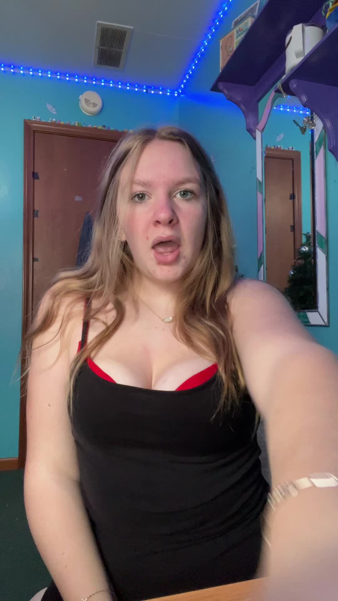@justsarahscott