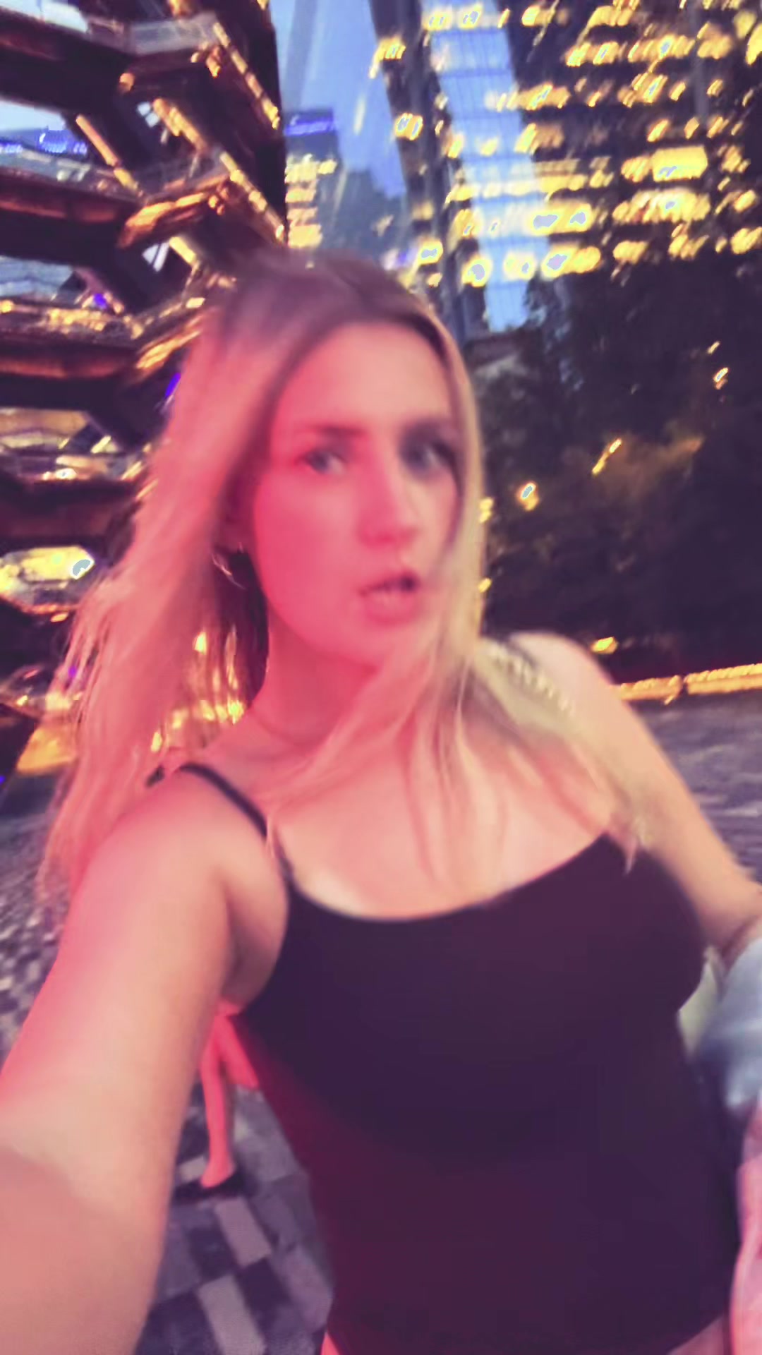@🫧🌅🪸☀️🐚