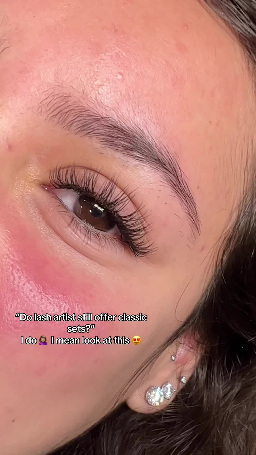 @LashUnicabeauty