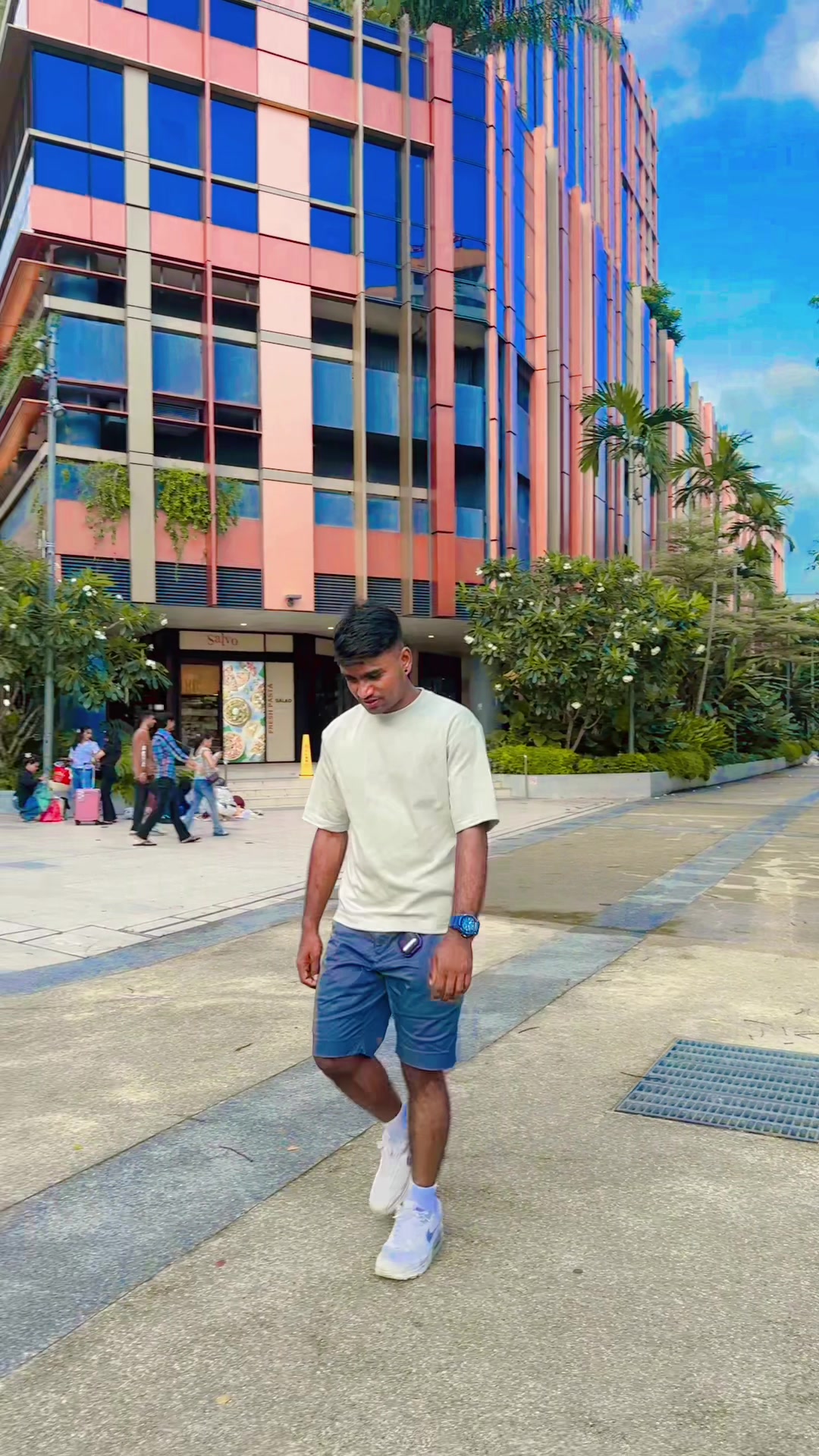 @🦋𝕽𝖆𝖏𝖎𝒃 🇸🇬