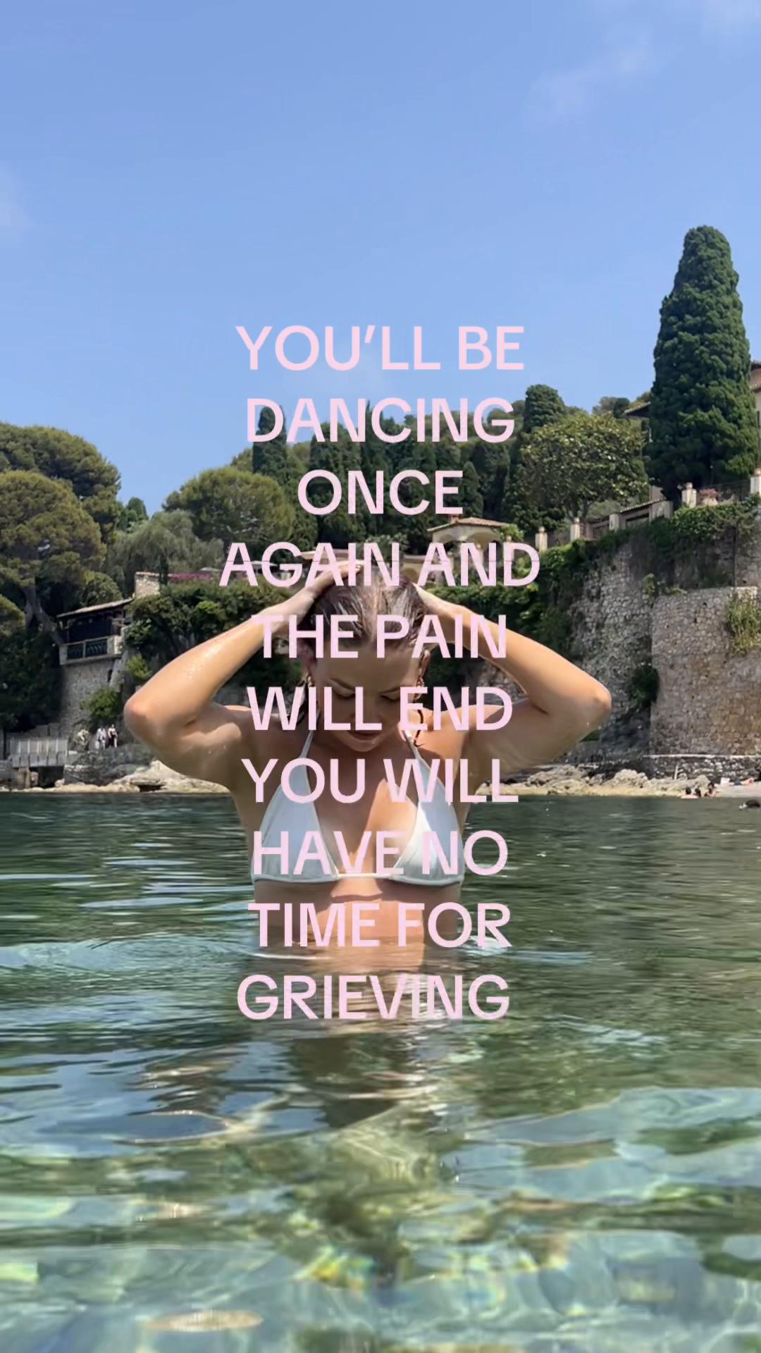 @danielle domrose