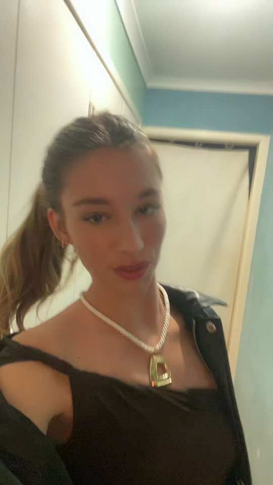 @🌃Kirra👗