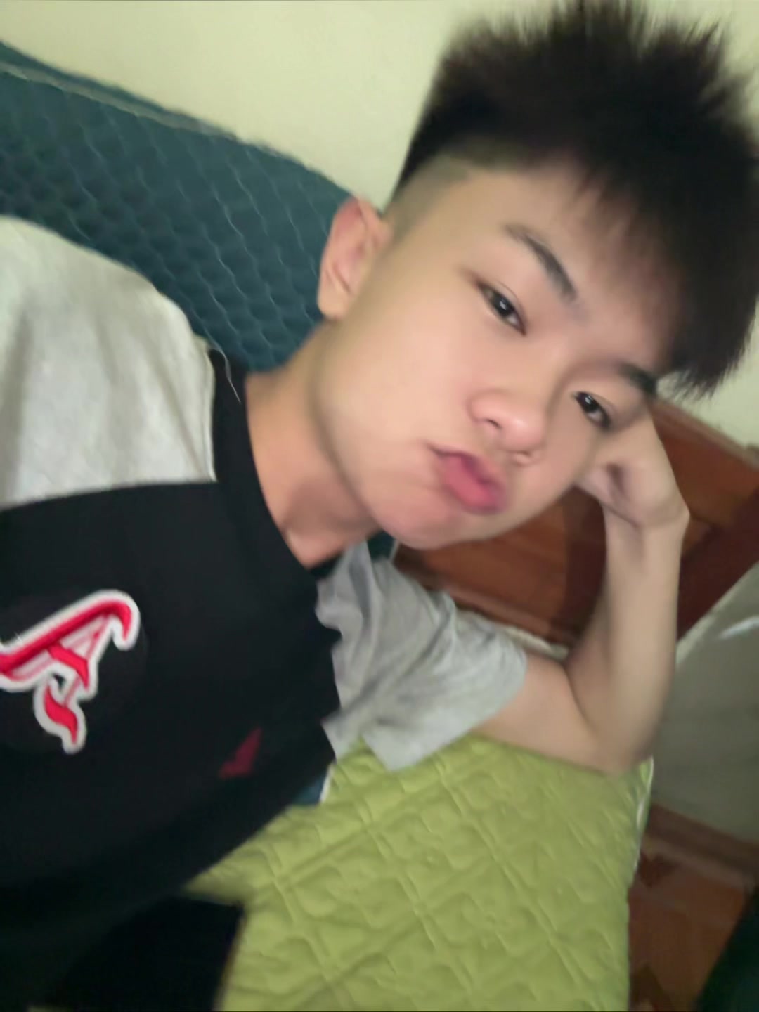 @tlinhh🙃