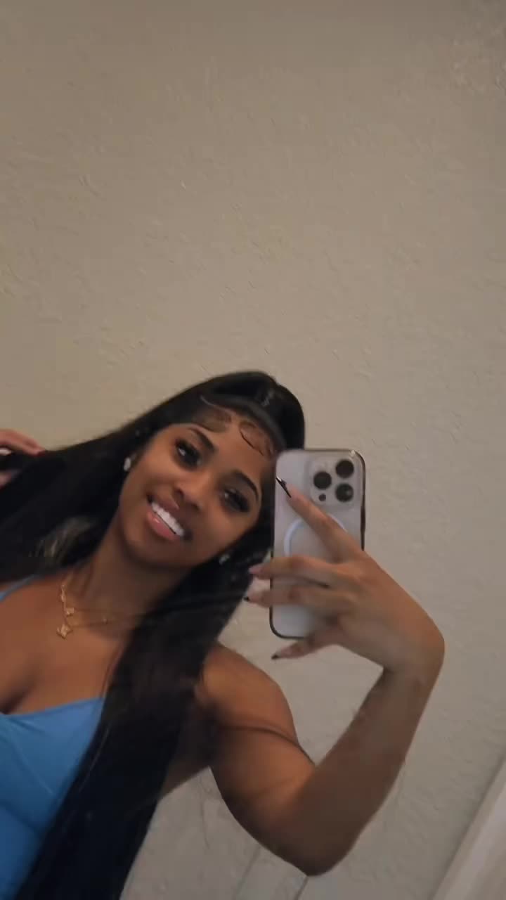 @YOLA B ᥫ᭡.