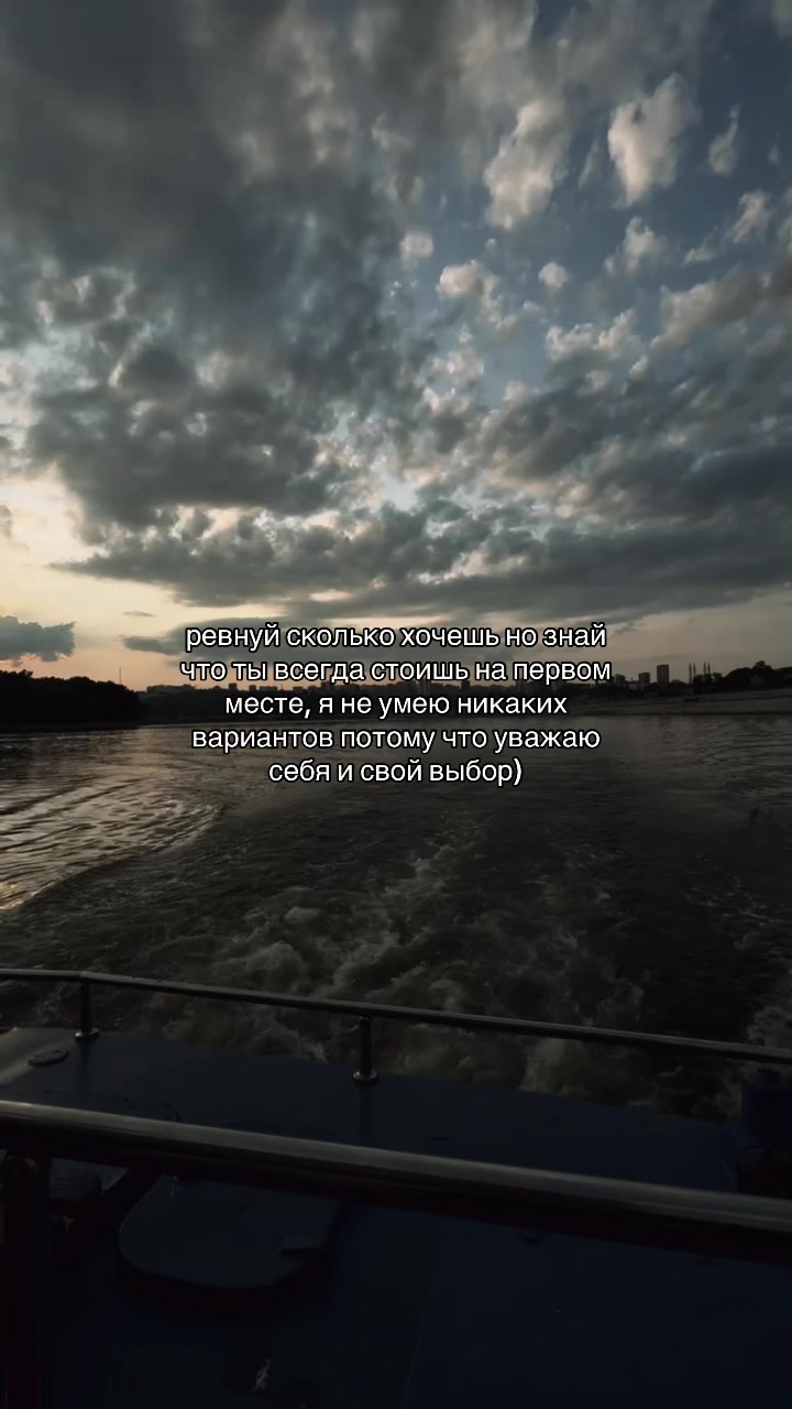 @𝐔𝐑