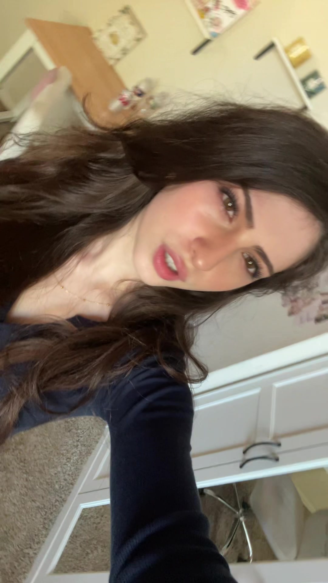 @elena