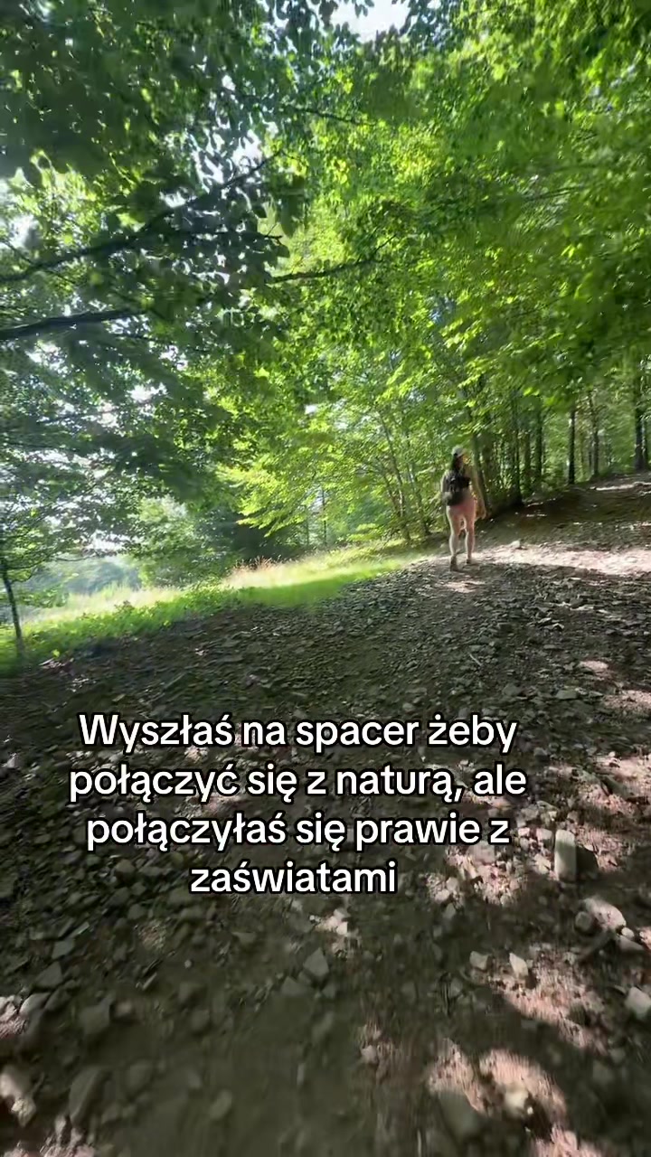@S y l w i a
