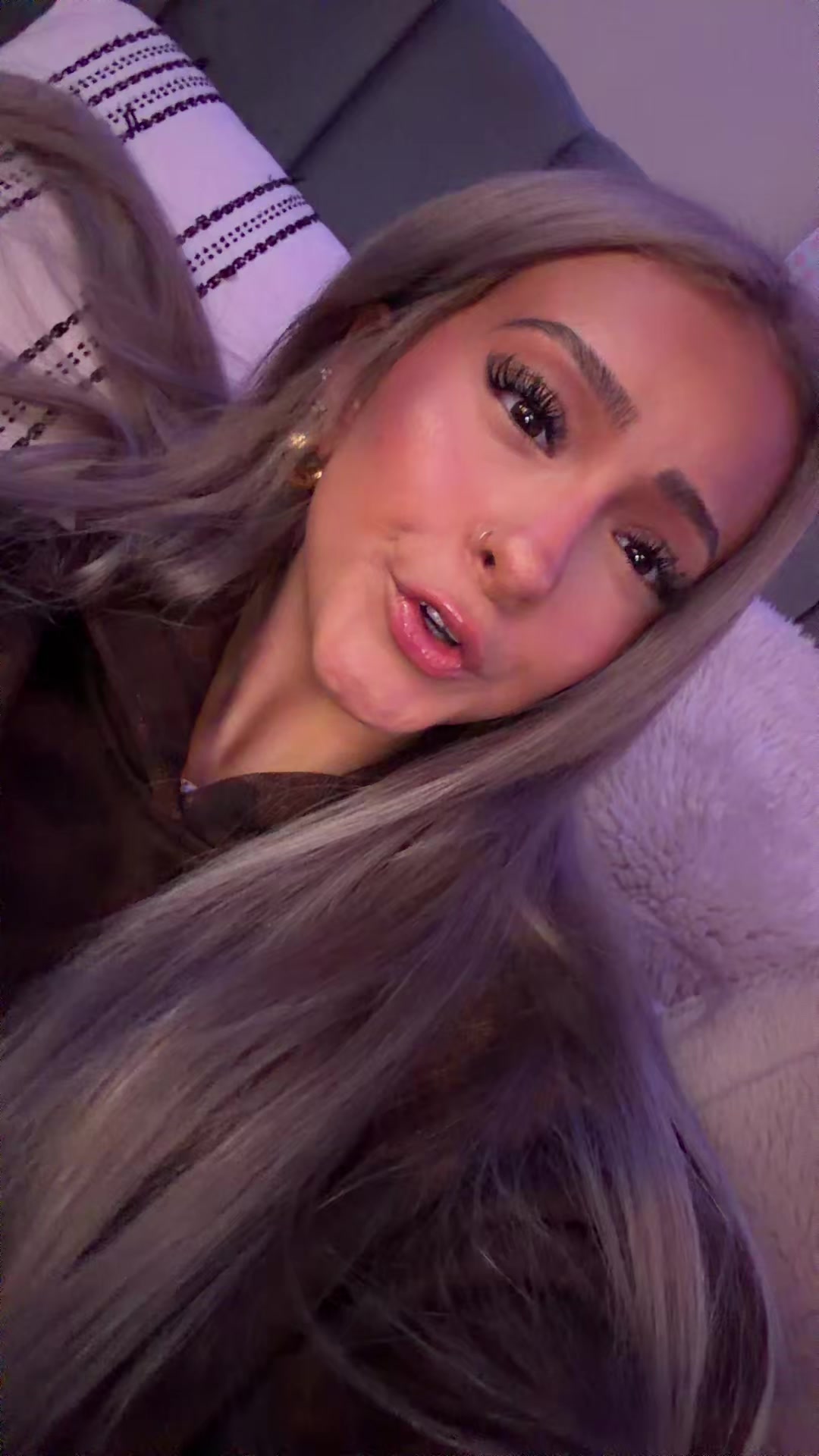 @basicblondeorangebitch