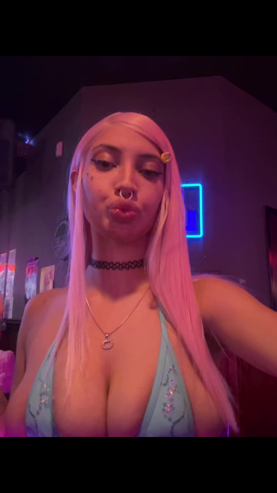 @crybxbylina