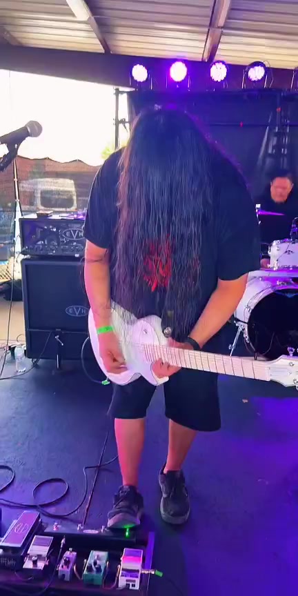 @W_I_L_L_I_E