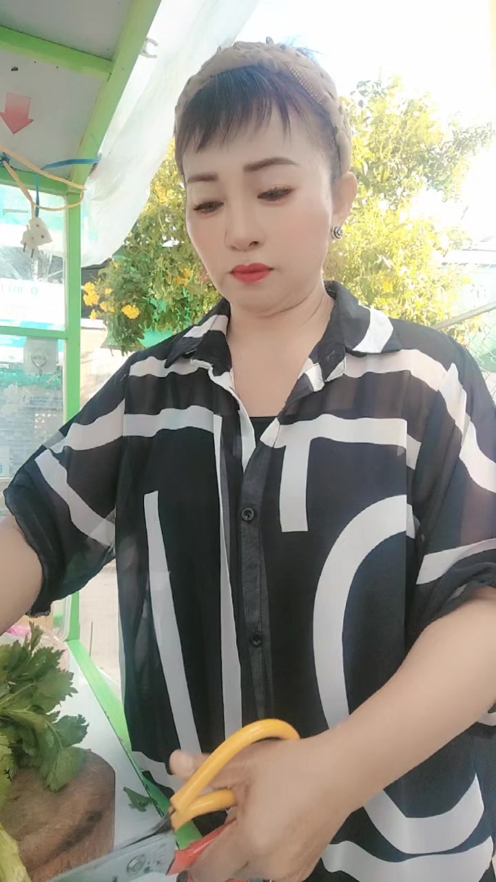 @🆚CÔ HAI NINH THUẬN
