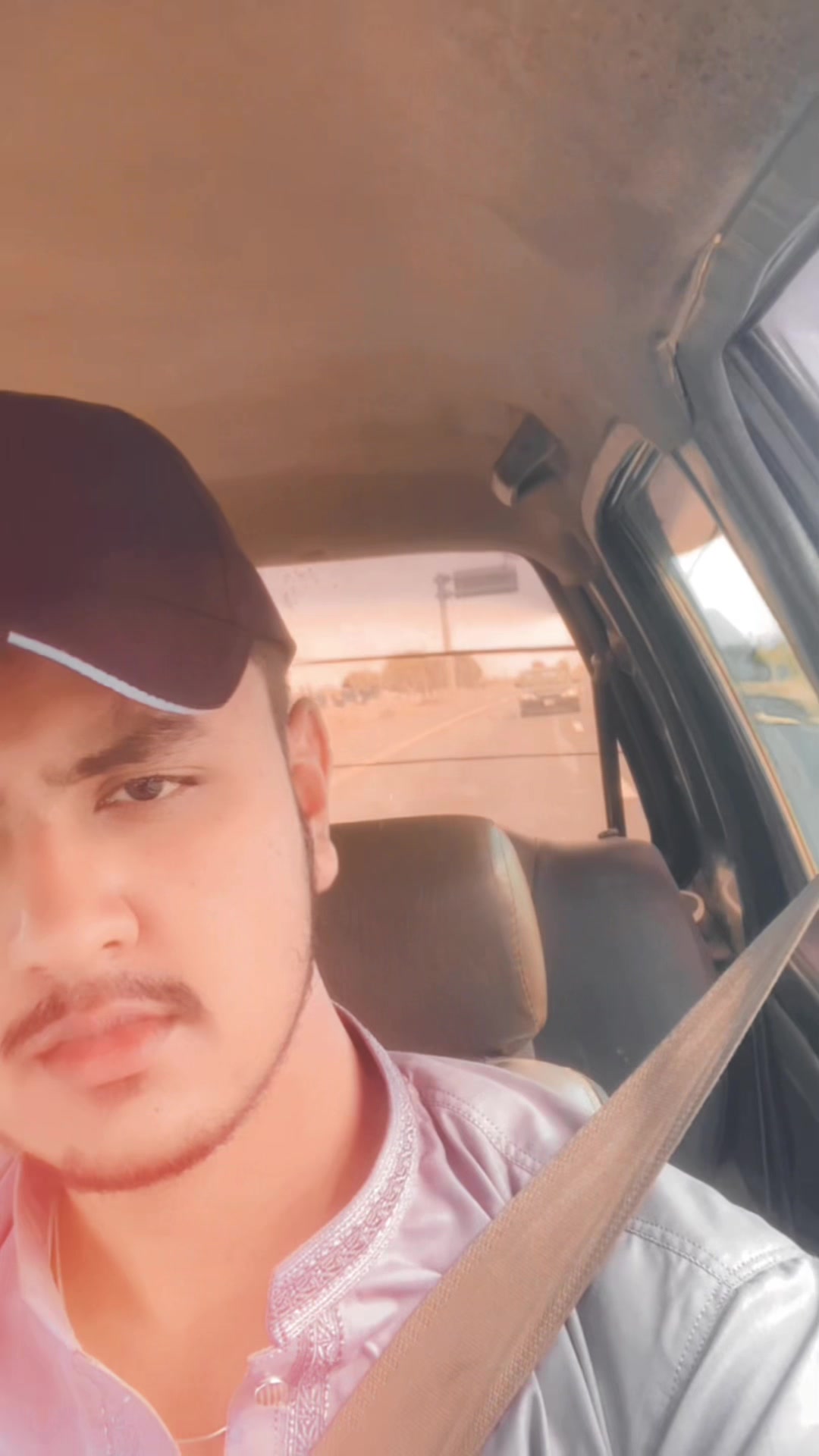 @𝑯𝒂𝒎𝒛𝒂🦅