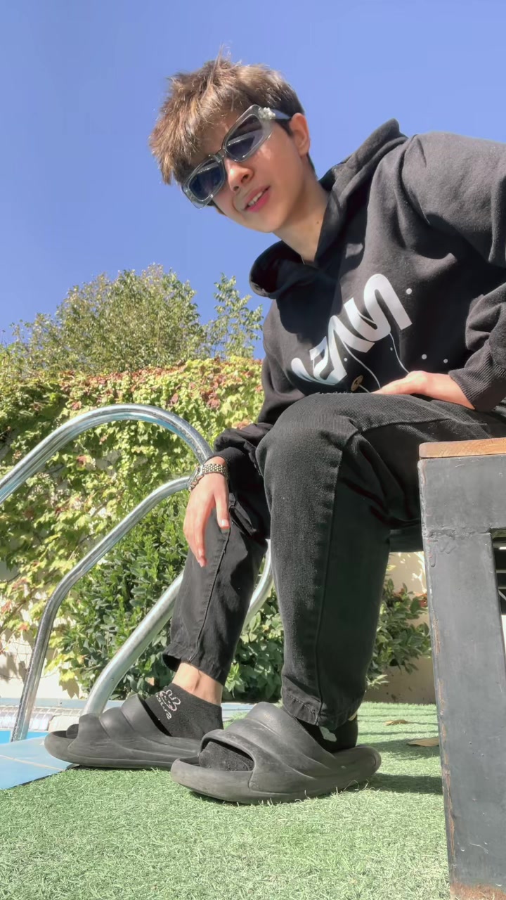 @قهرمان ناشناخته