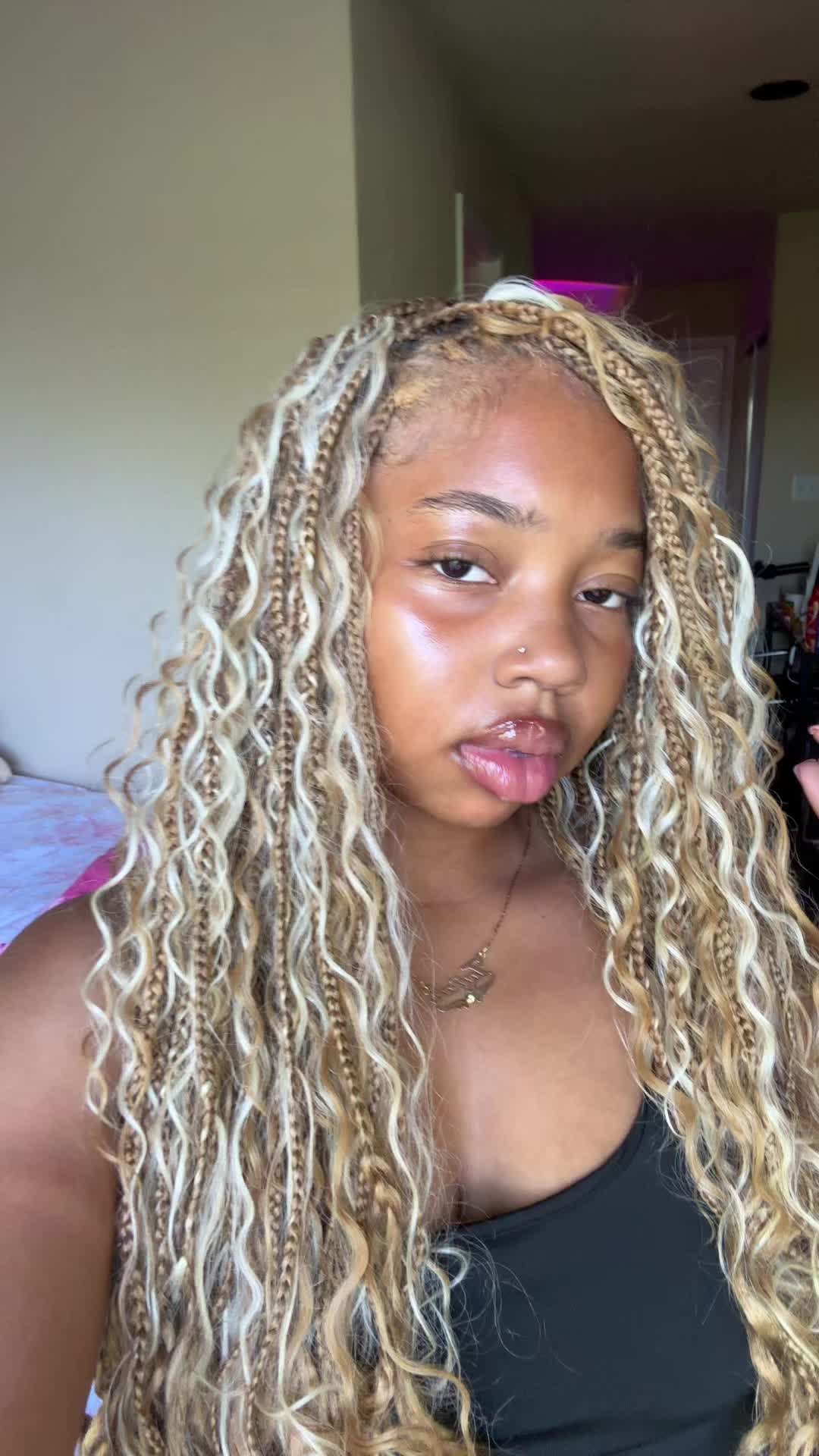 @msbabydoll_
