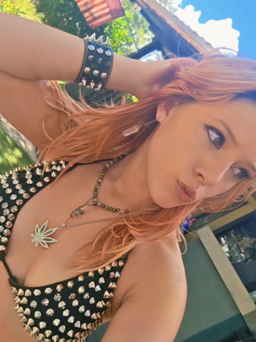 @Jaylee_exists