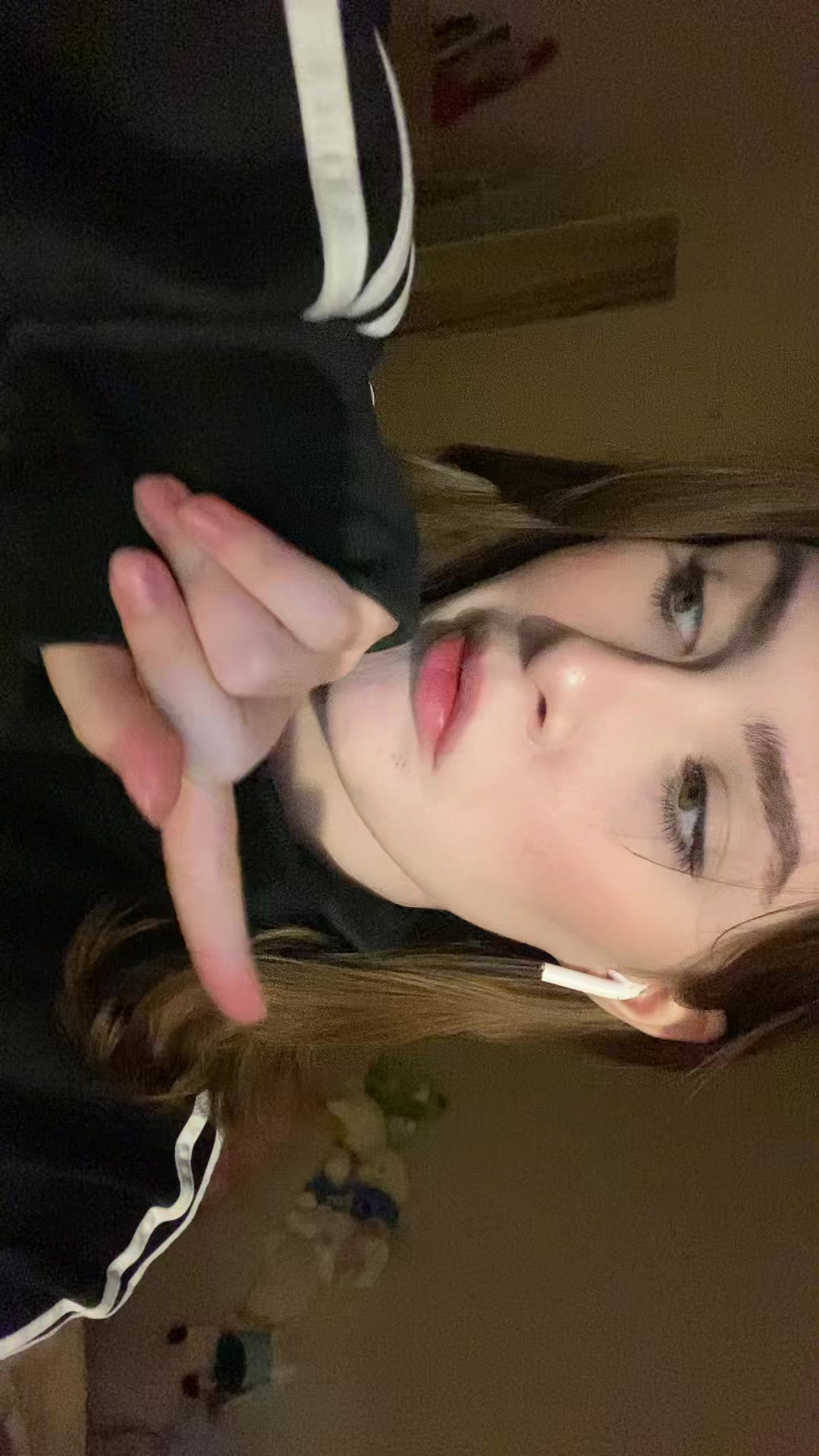 @_littleannenkova