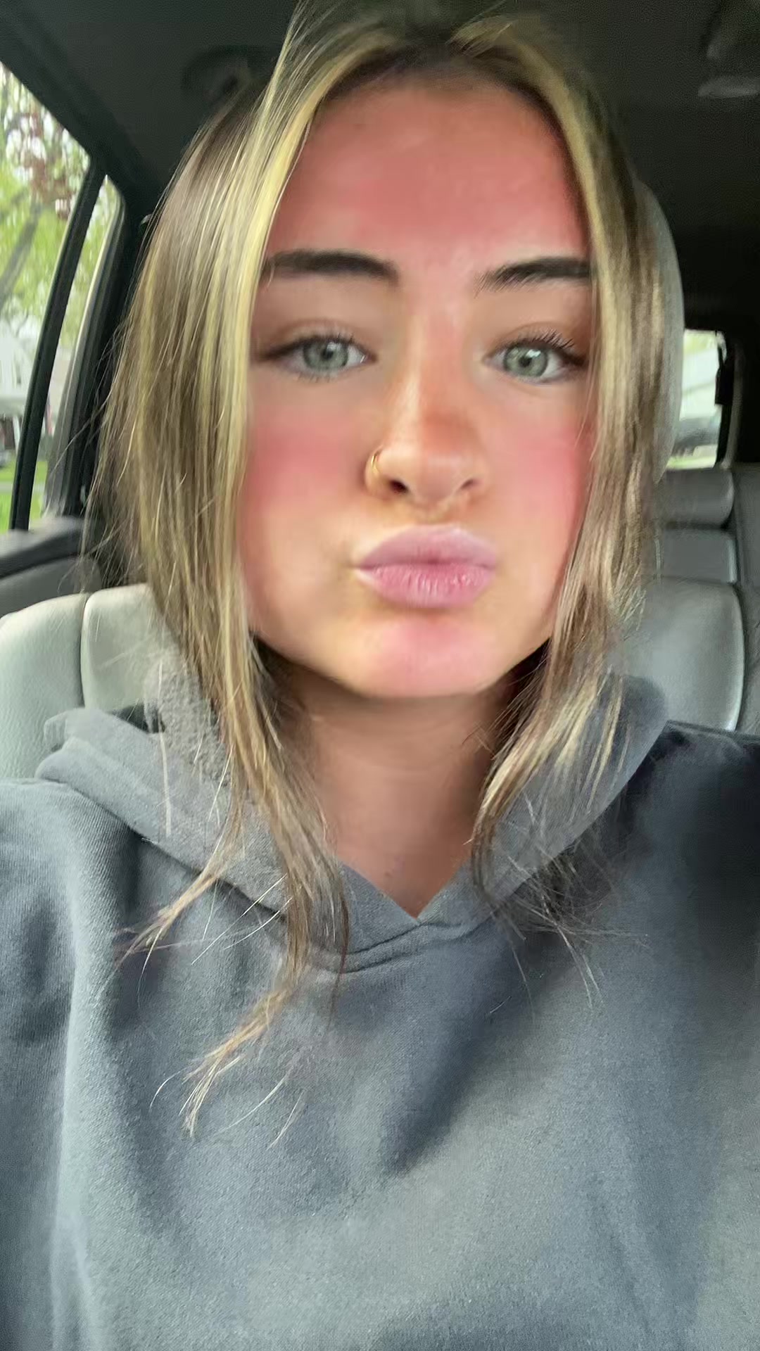 @Bella_spamms