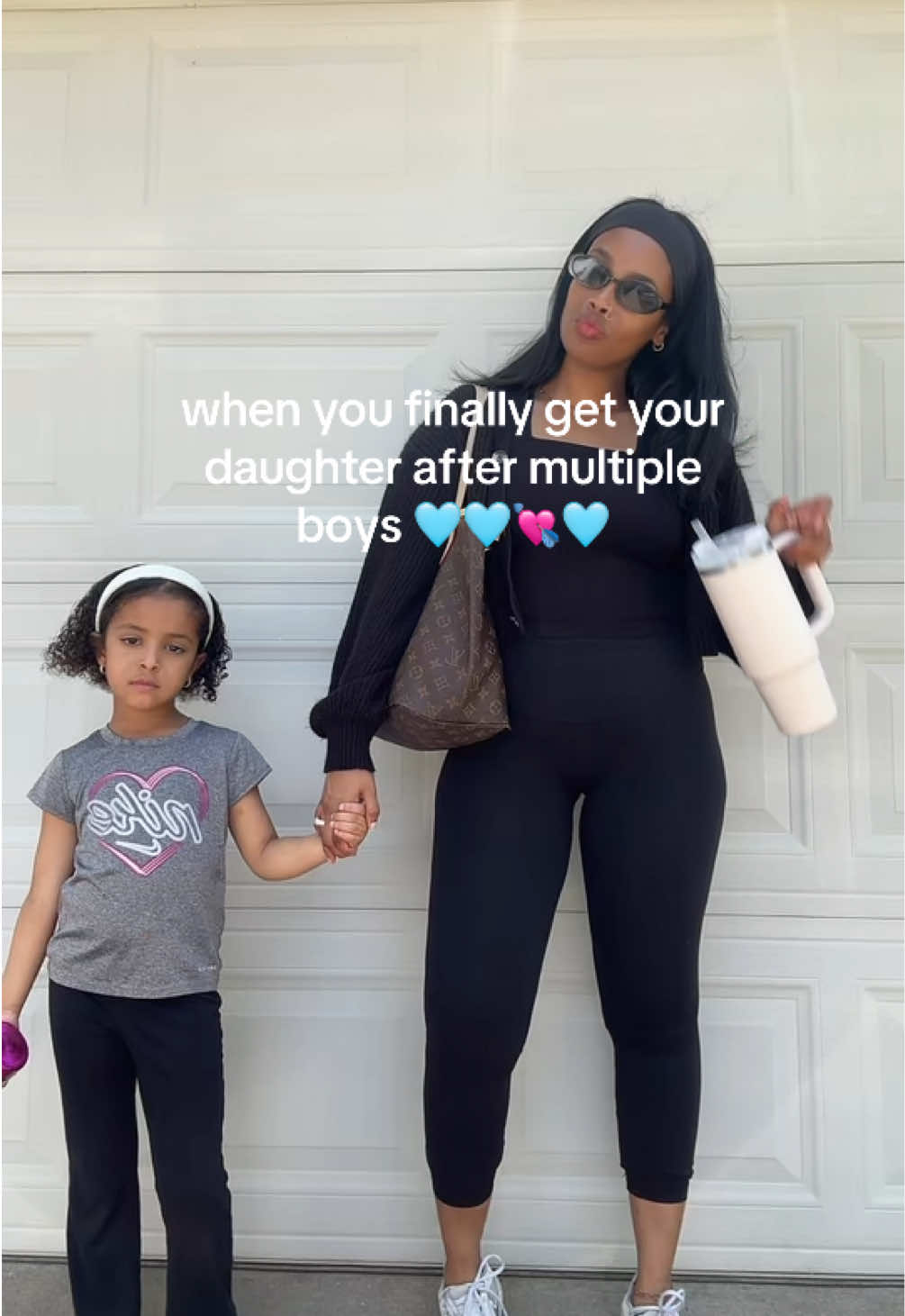 @Z 🩷 l mom of 4 + lifestyle