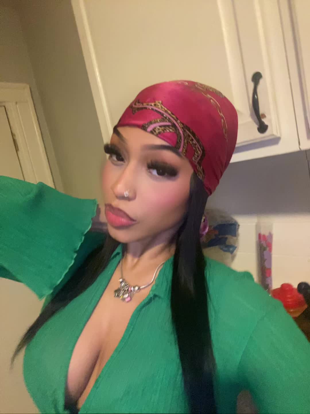 @⠀kyra lee🌹