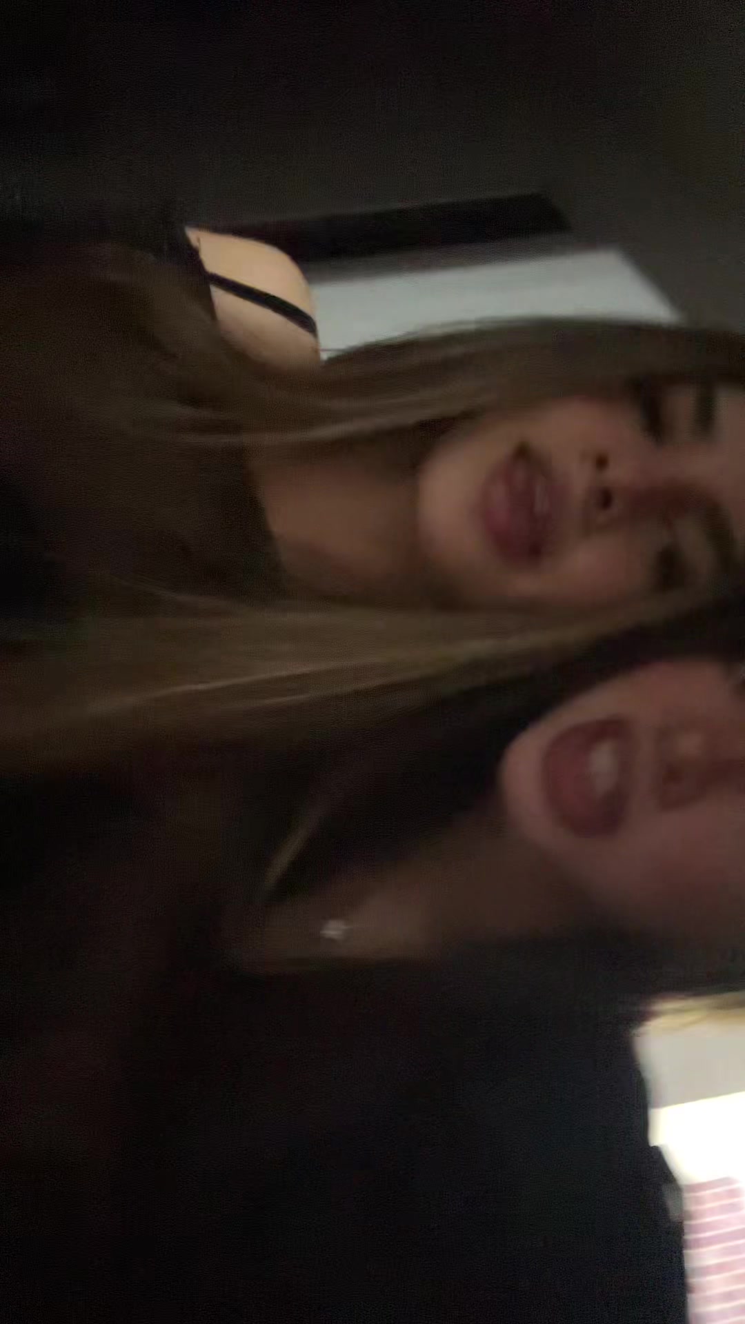 @elena