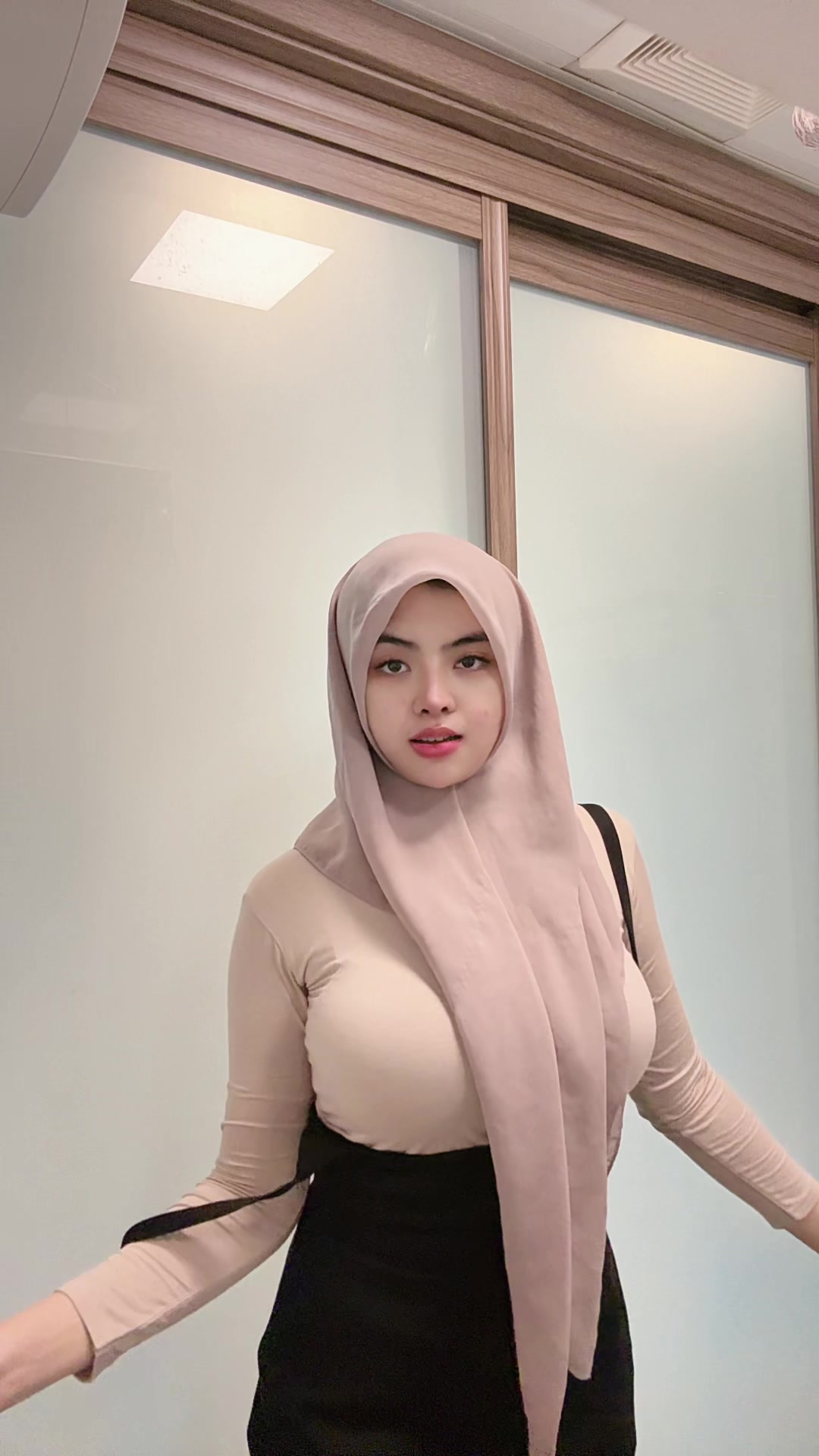 @Nadyavittt