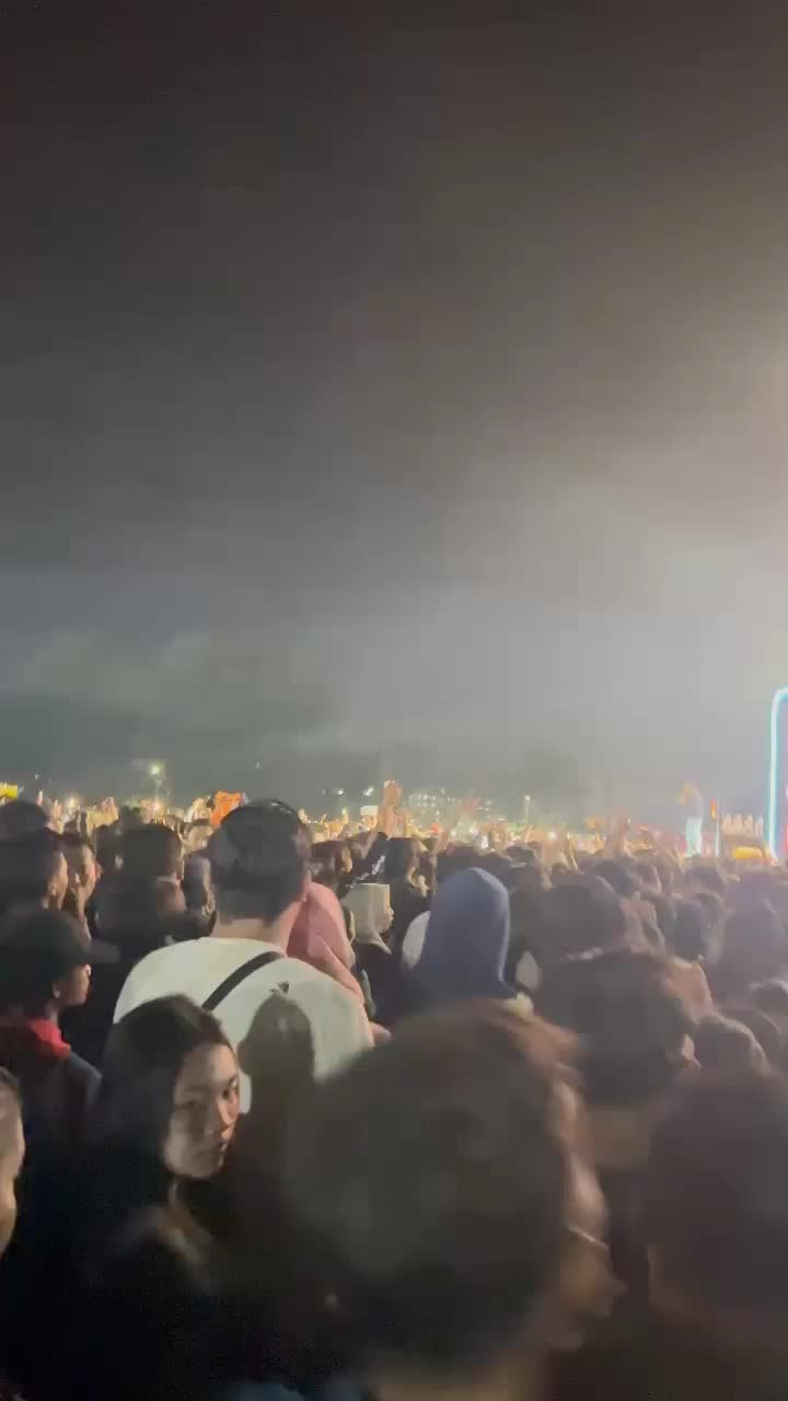 @𝑯𝒂𝒓𝒛 𝑵𝒂𝒅𝒆
